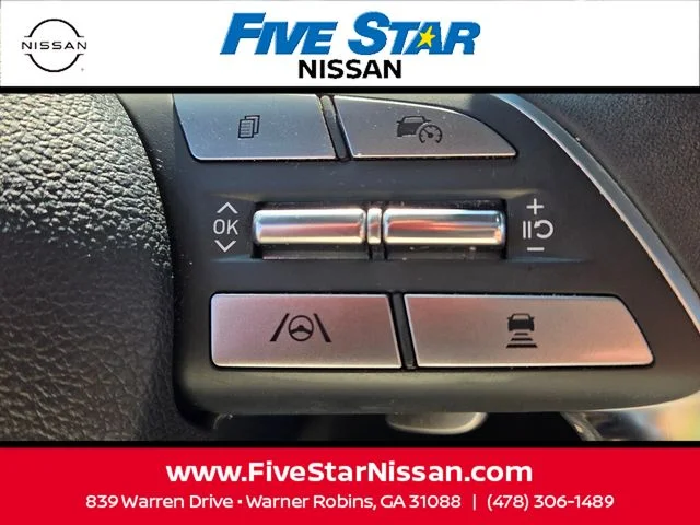 Used 2023 White Hyundai Calligraphy image 28