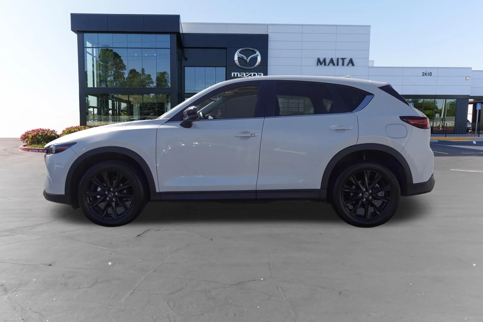 Certified Used 2025 Rhodium White Metallic Mazda 2.5 S Carbon Edition image 8