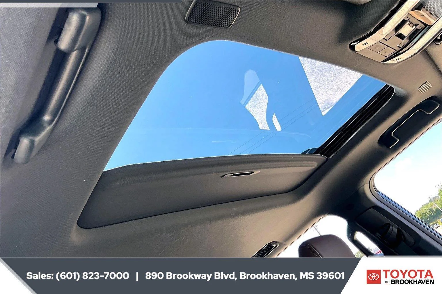 Used 2025 Black Toyota Base image 16
