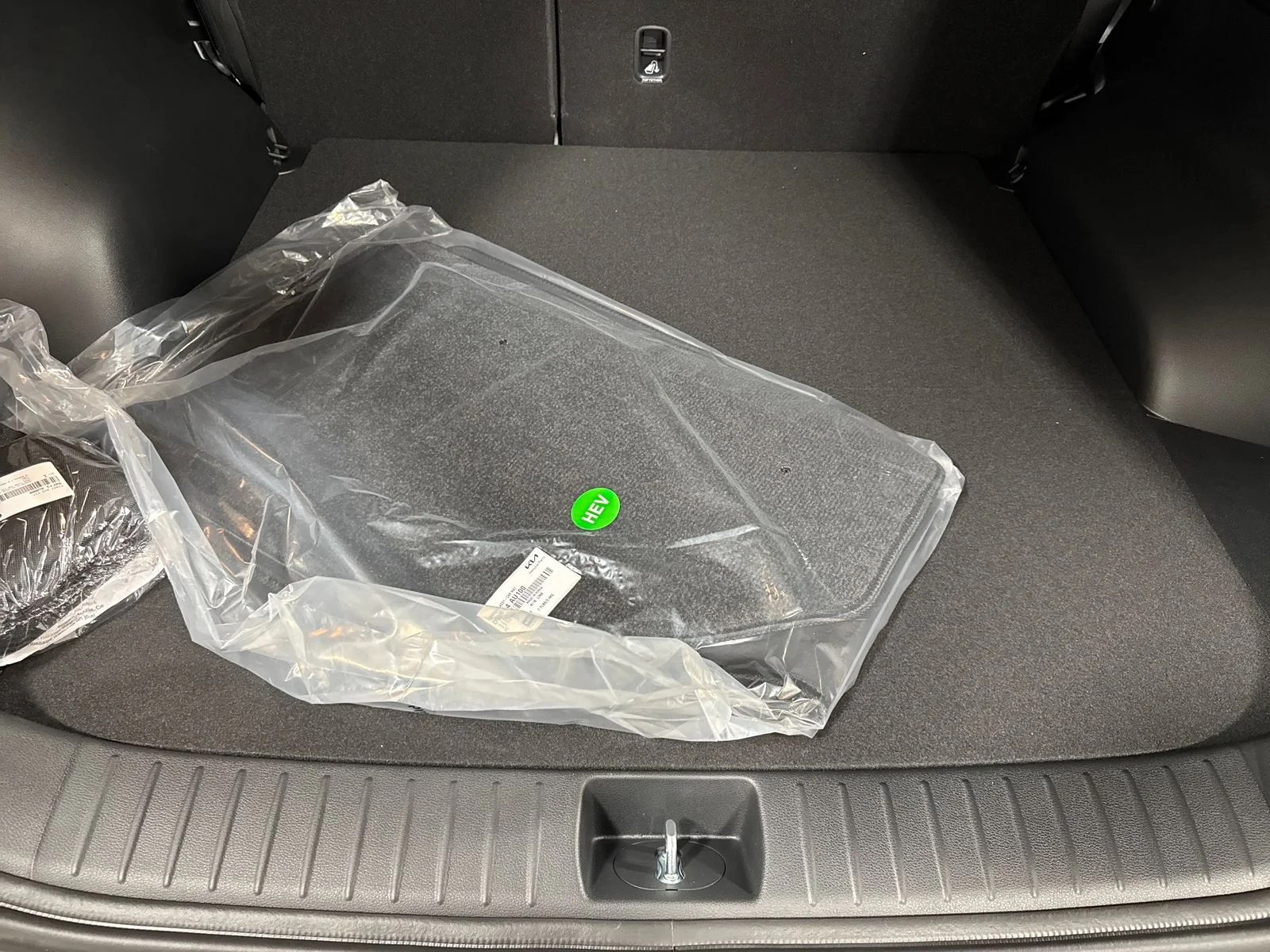 New 2026 Wolf Gray Kia S image 23