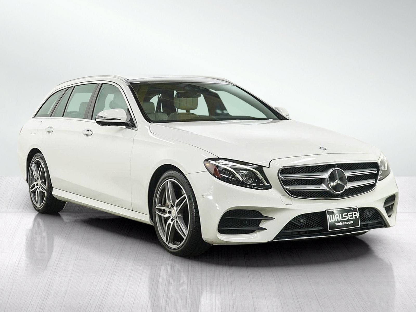 Used 2017 Polar White Mercedes-Benz E 400 image 7