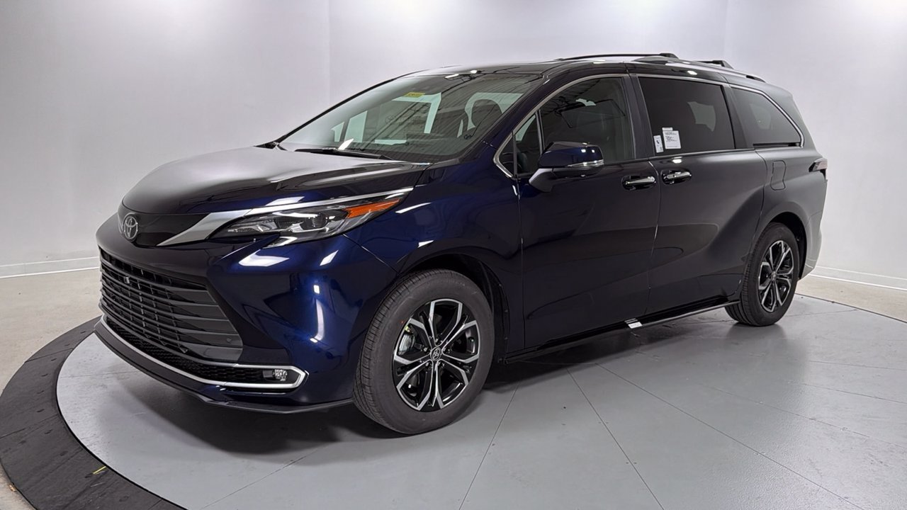 2026 Toyota Sienna  Platinum