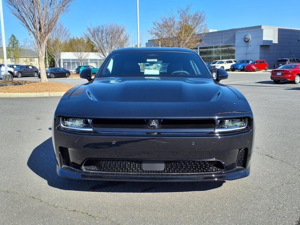 New 2025 Diamond Black Crystal Pearlcoat Dodge R/T image 2