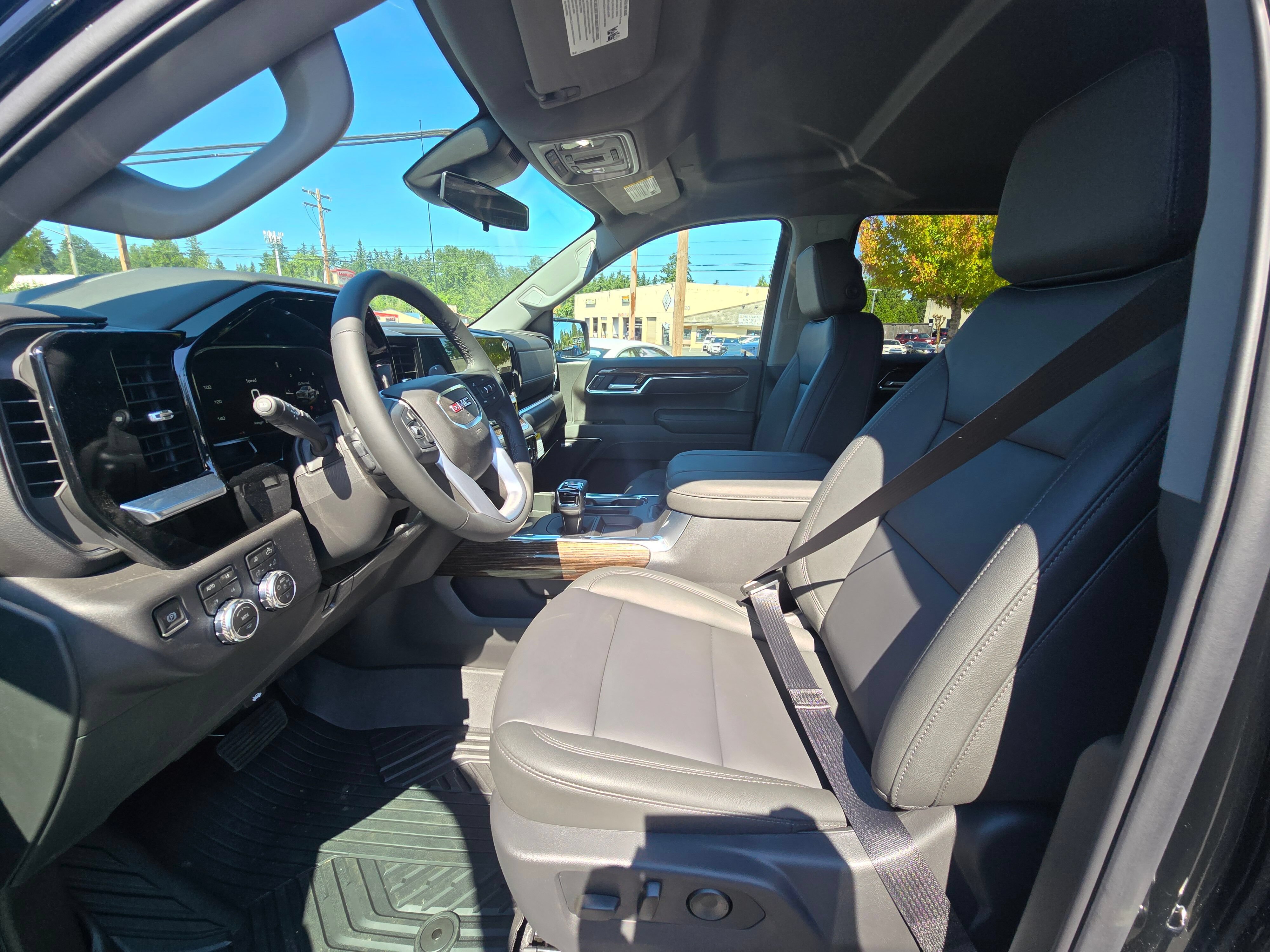 New 2026 Onyx Black GMC Elevation image 14