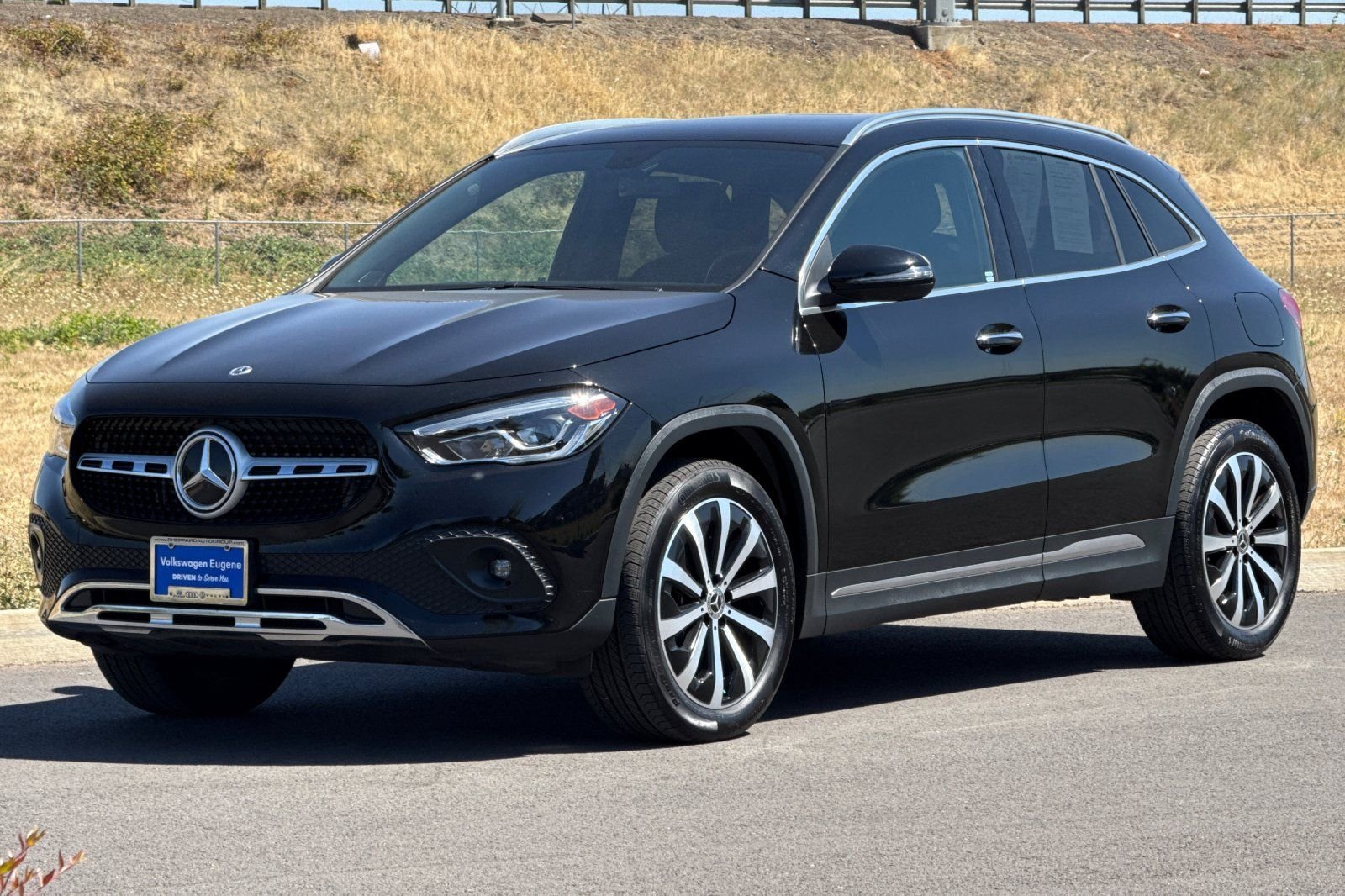 Used 2023  Mercedes-Benz GLA 250 image 7