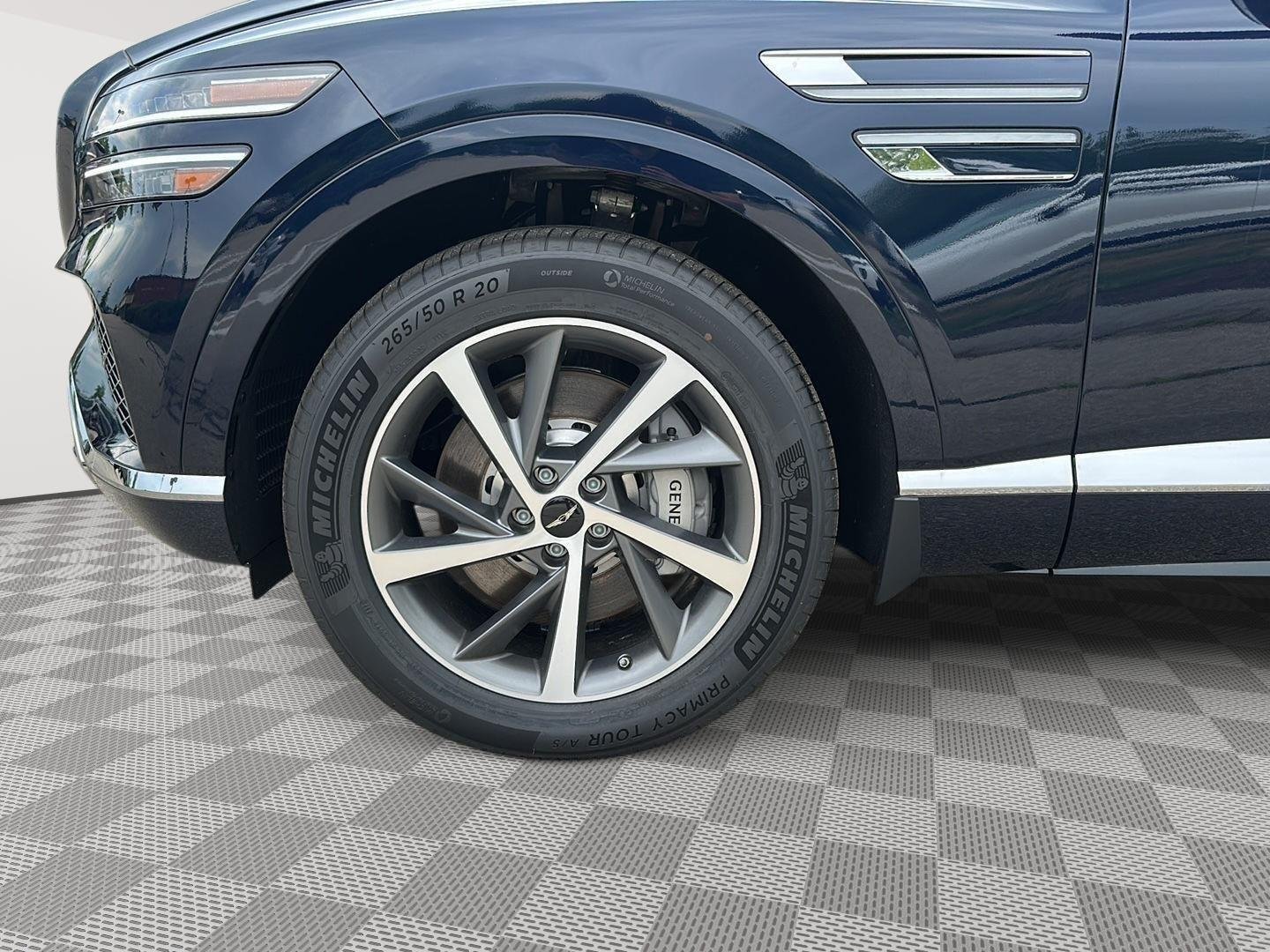 New 2026 Capri Blue Genesis 2.5T Select image 9