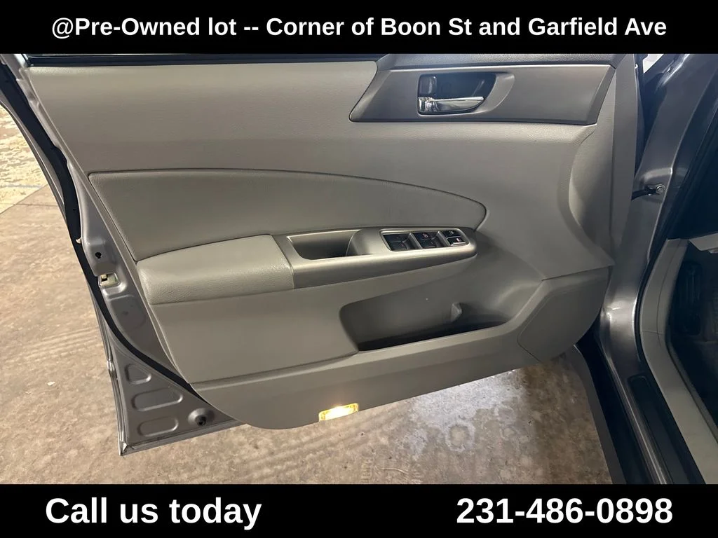 Used 2010 Silver Subaru 2.5X image 15