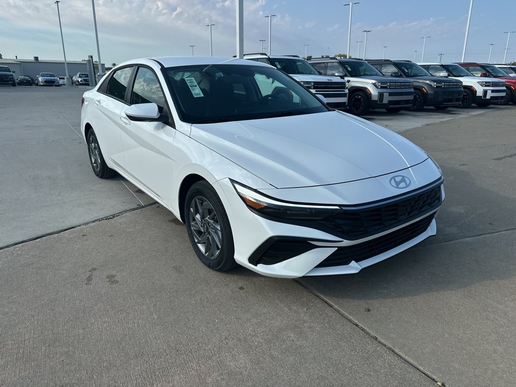 New 2026 Serenity White Hyundai Blue image 8