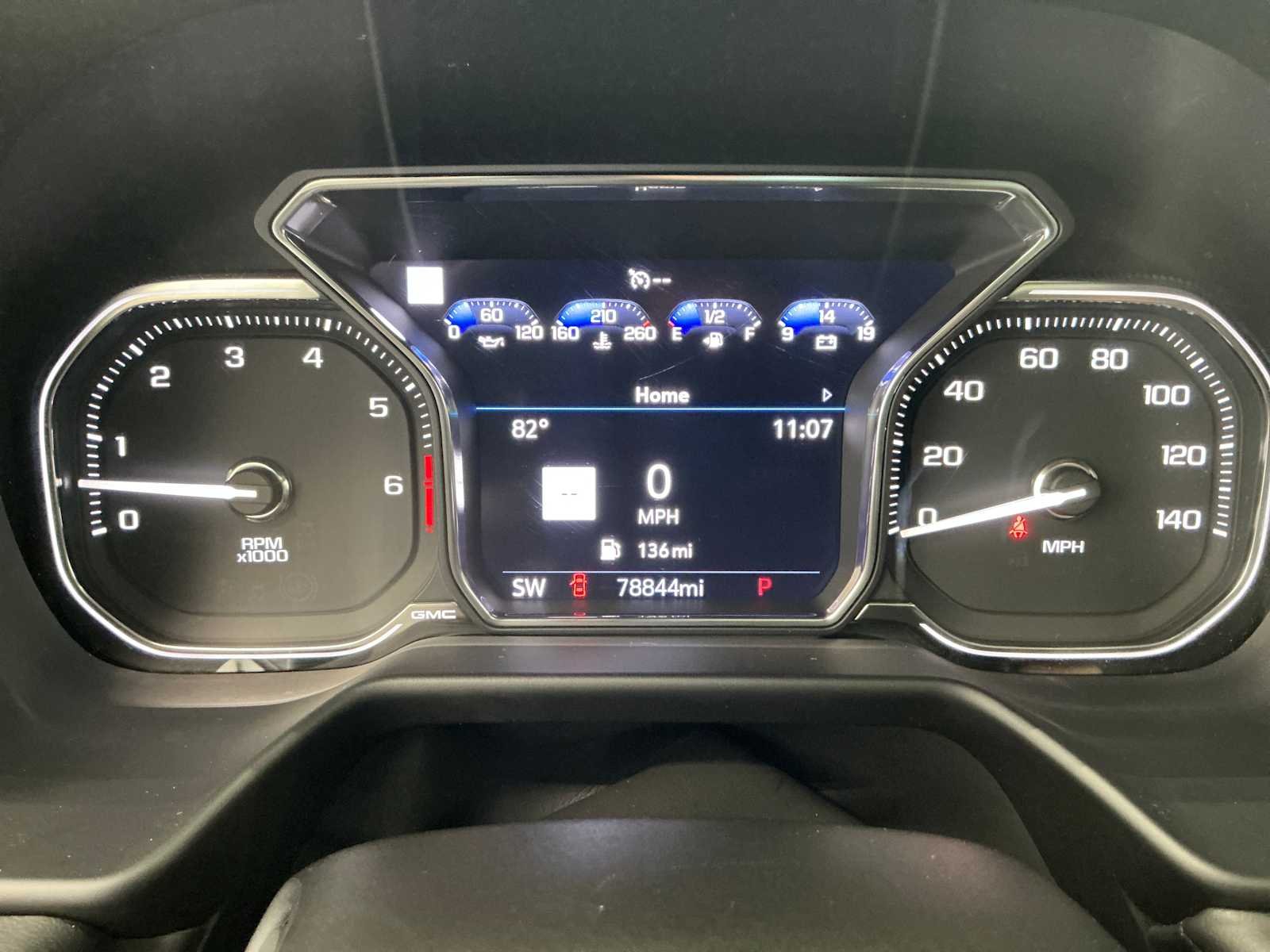Used 2021 Midnight Blue Metallic GMC SLT image 10