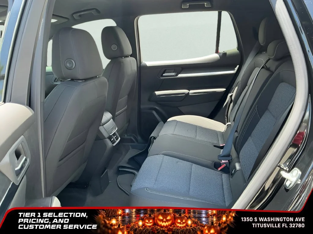 New 2027 Ebony Twilight Metallic GMC Elevation image 25