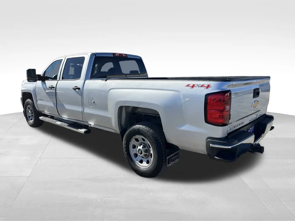 Used 2016 SILVER ICE METALLIC Chevrolet Work Truck image 7