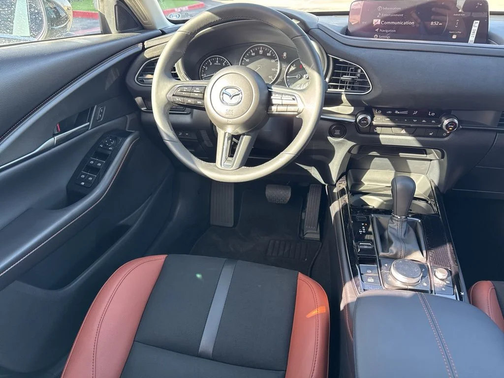 2025 Mazda CX-30 Carbon Turbo - Photo 21