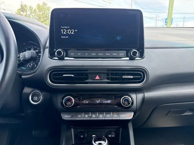 Used 2023 Abyss Black Pearl Hyundai SEL image 22