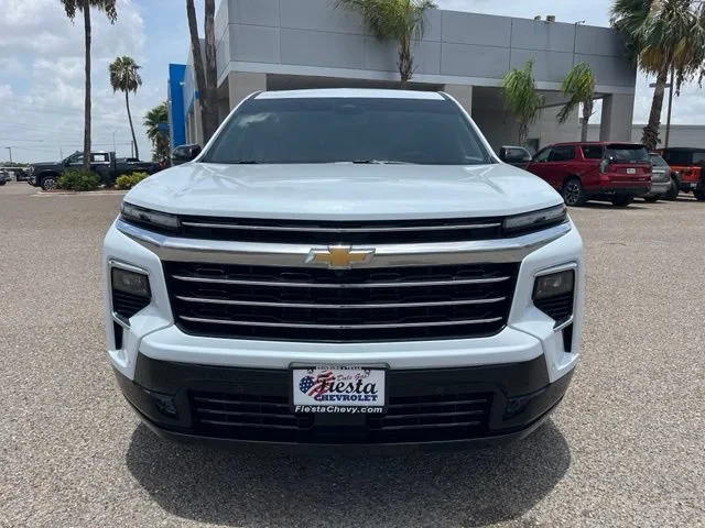 Used 2026 Polar White Tricoat Chevrolet High Country image 2