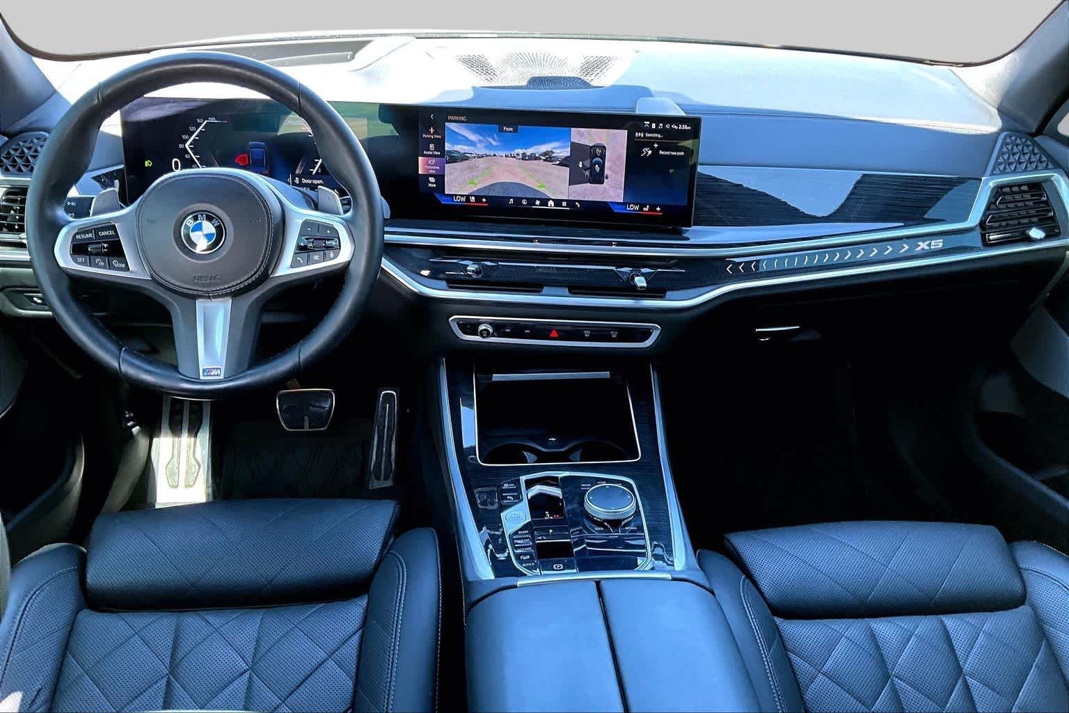 Used 2024 Black Sapphire Metallic BMW xDrive40i image 13