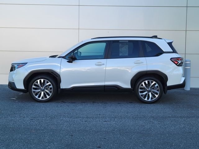 Used 2025 Crystal White Pearl Subaru Touring image 2