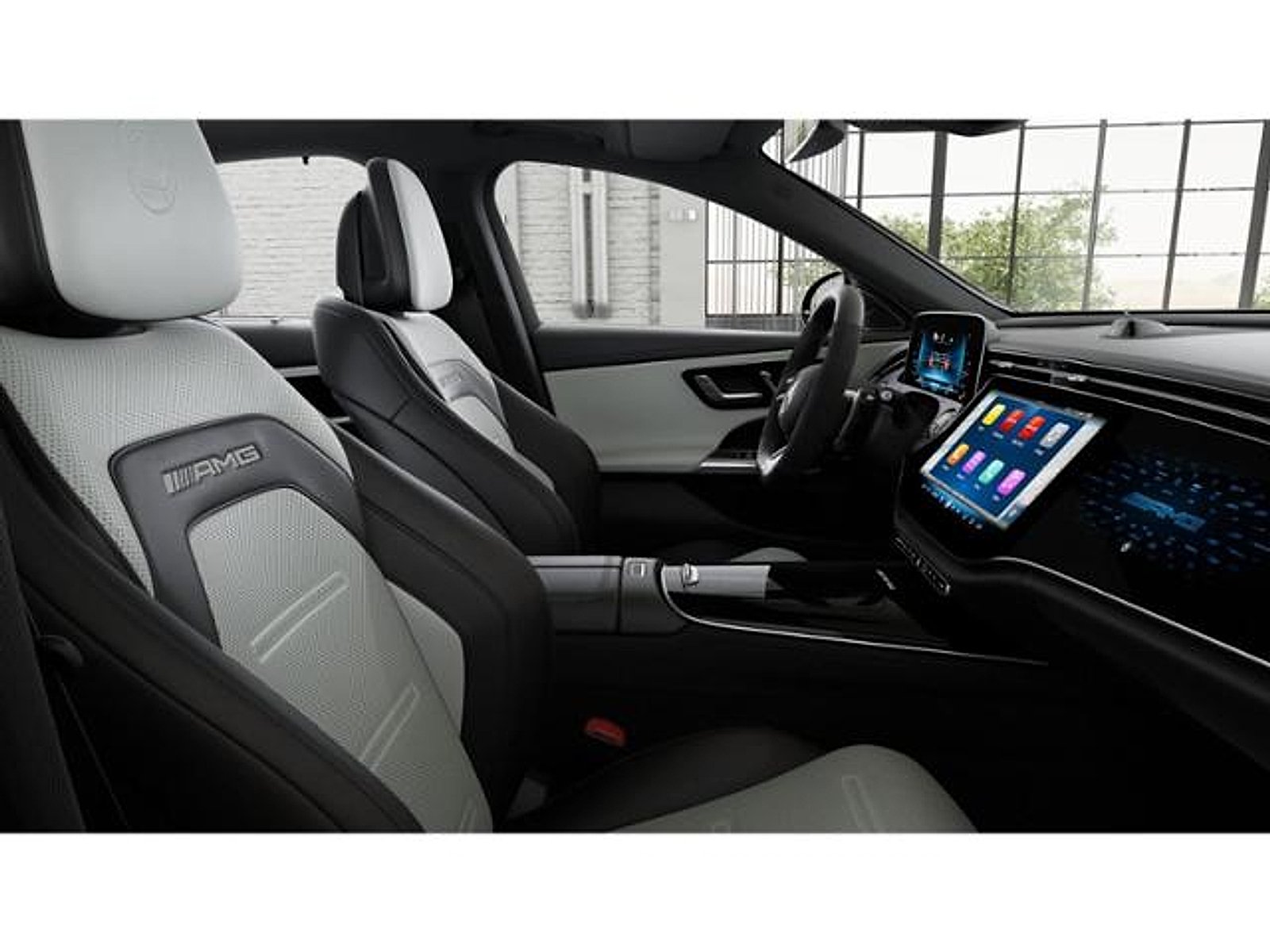 New 2027 MANUFAKTUR Alpine Grey Mercedes-Benz AMG® E 53 Hybrid image 4