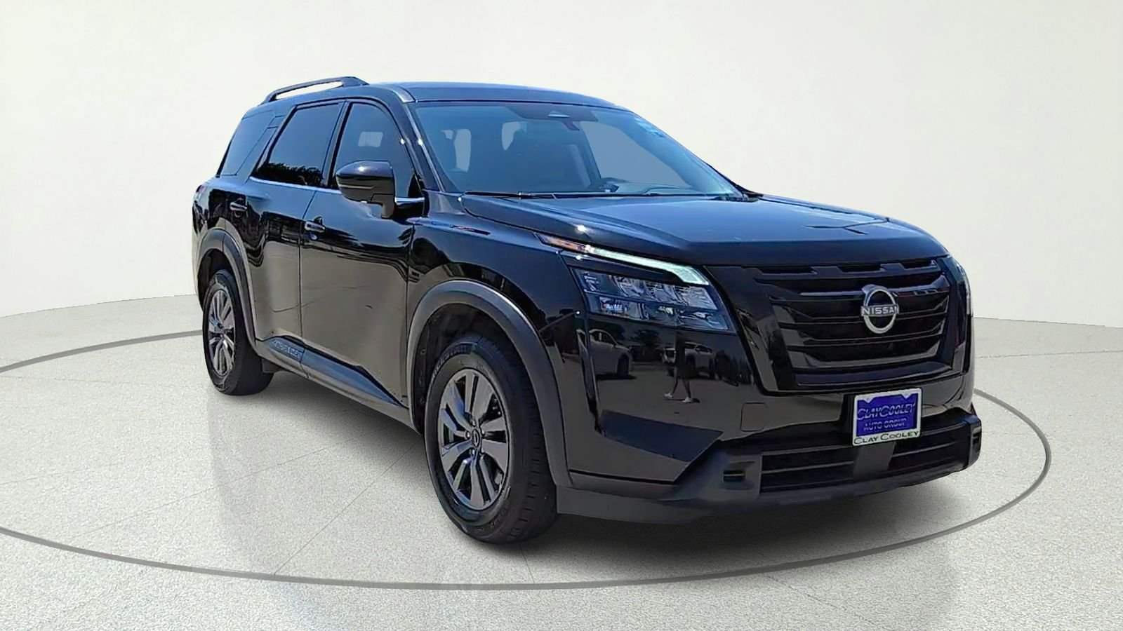 2024 Nissan Pathfinder SV 2WD's photo