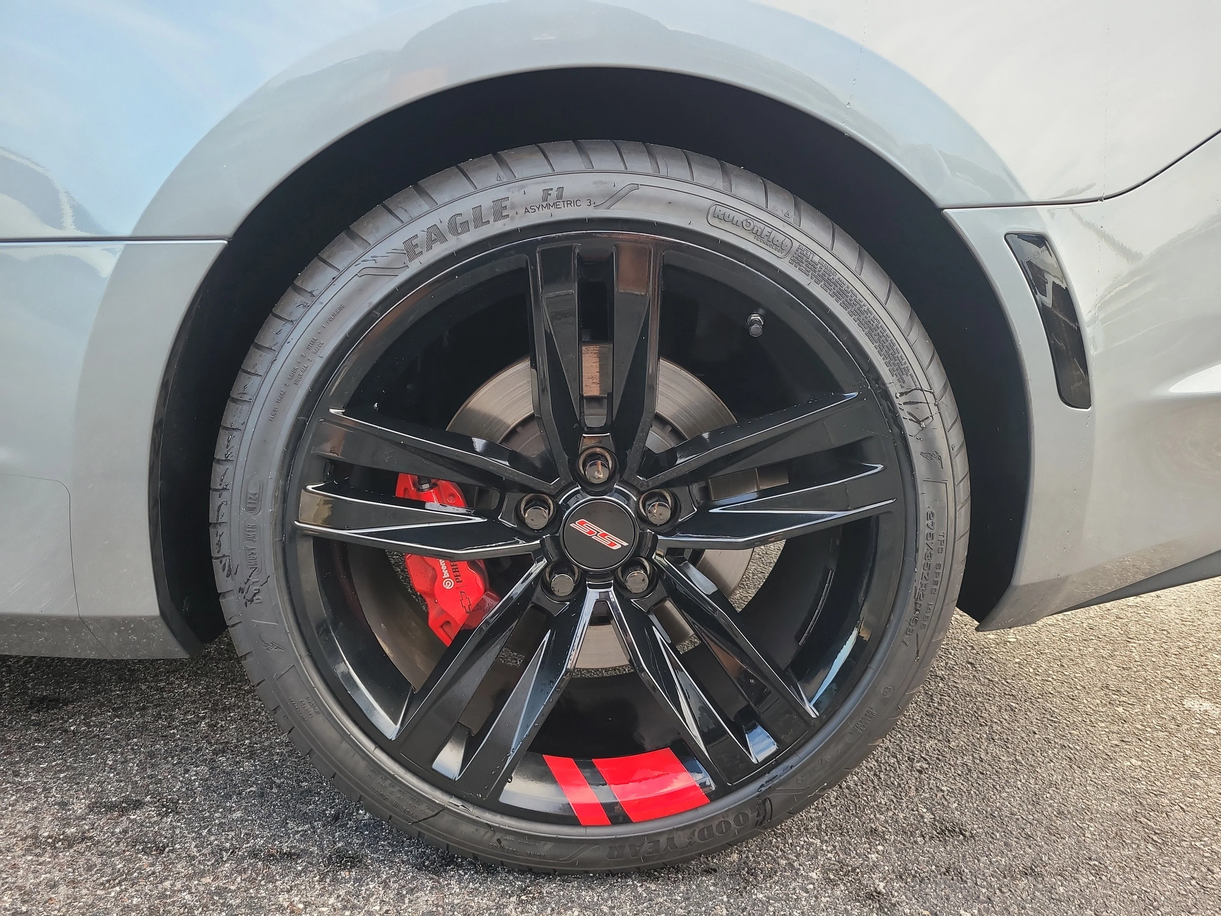Used 2023 Sharkskin Metallic Chevrolet 1SS image 9
