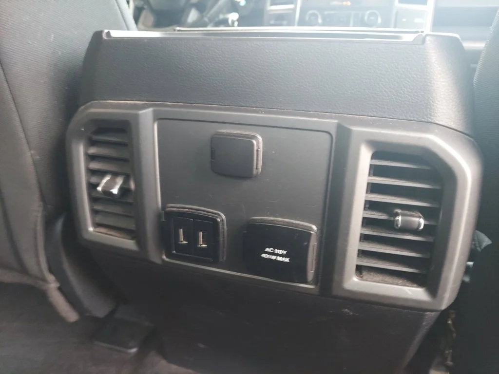 Used 2017 Oxford White Ford XLT image 33
