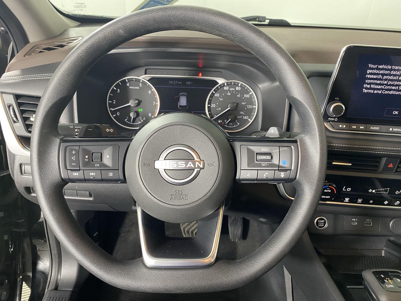 Used 2023 Super Black Nissan SV image 13