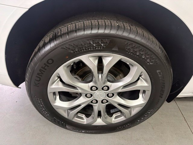 Used 2021 White Frost Tricoat Buick Avenir image 25