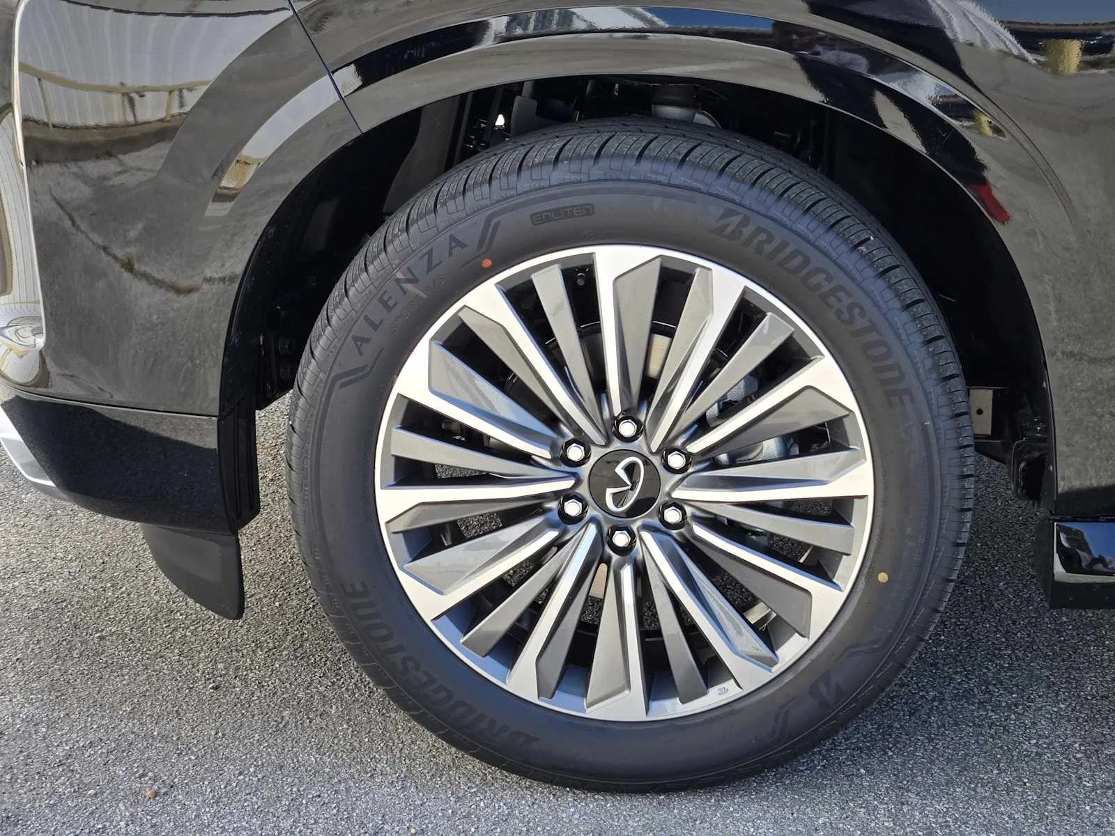 New 2026 BLACK OBSIDIAN INFINITI Luxe 2WD image 7