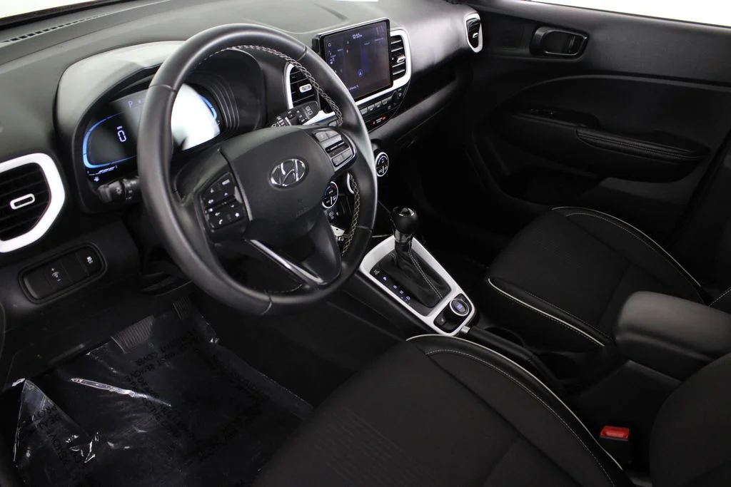 Used 2024 Red Hyundai Limited image 19