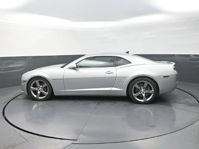 Used 2010 Silver Chevrolet SS image 4