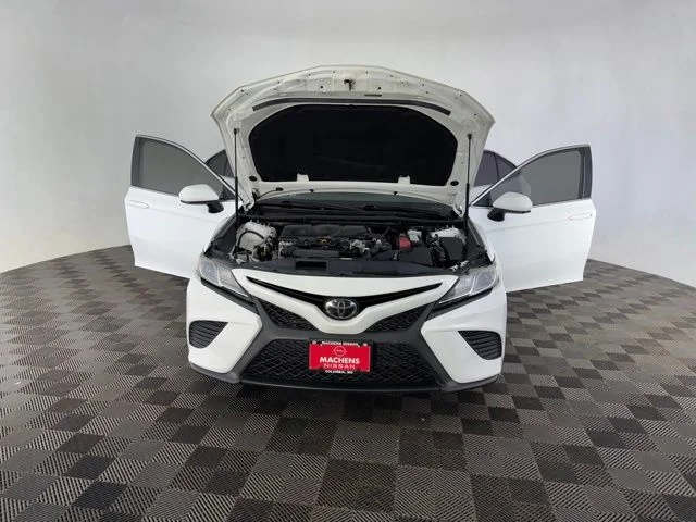 Used 2020 White Toyota SE image 11