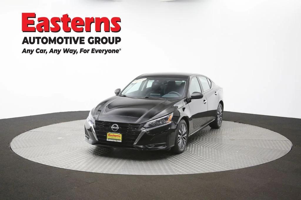 Used 2025 Black Nissan 2.5 SV image 52