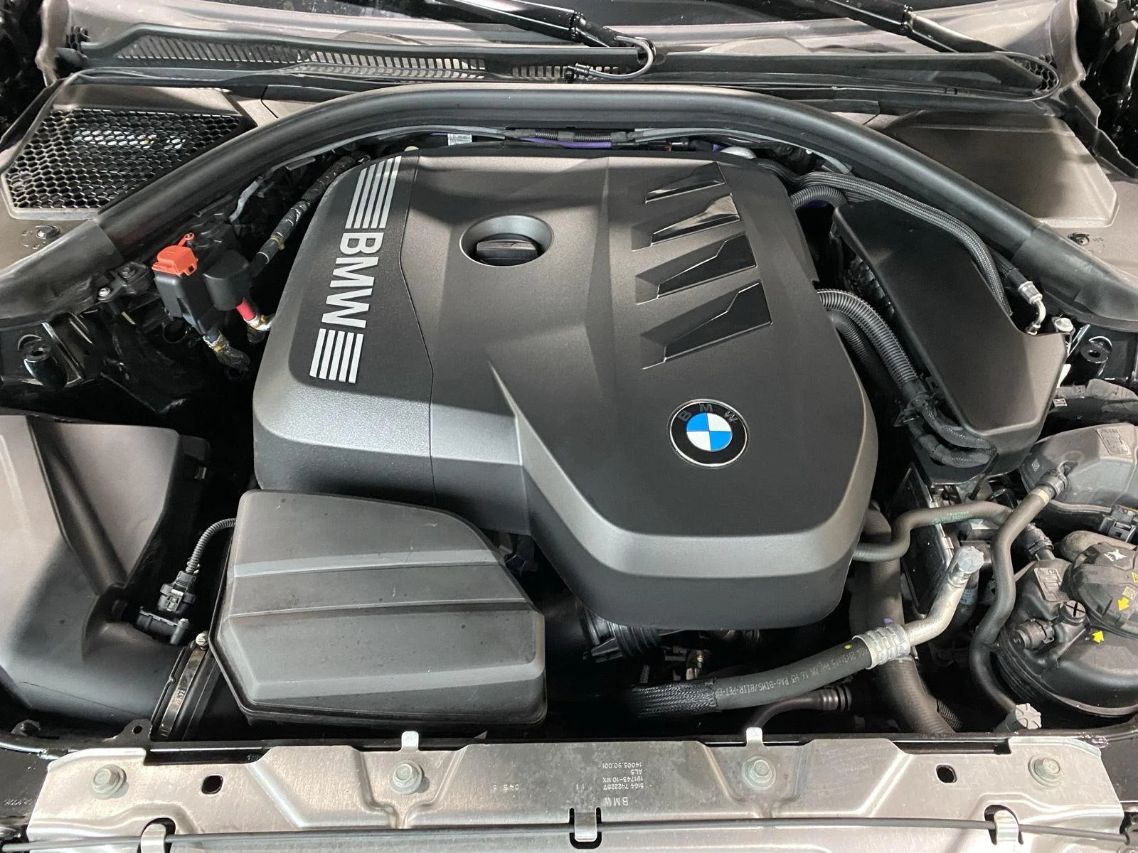 Used 2025 Black Sapphire Metallic BMW 330i xDrive image 19