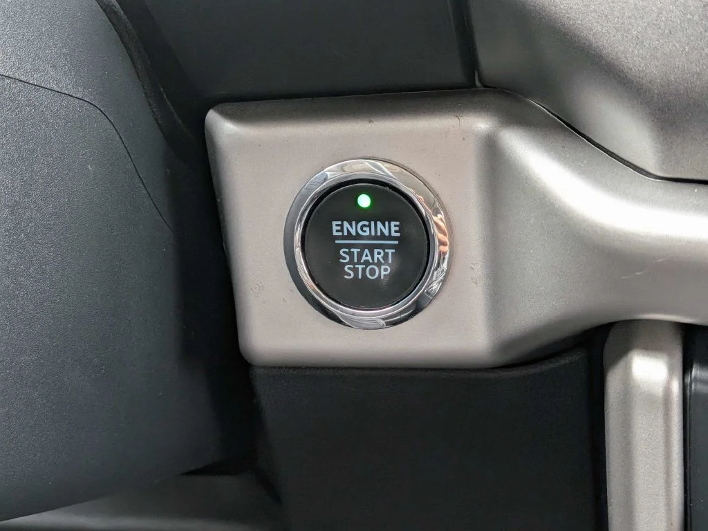 Certified Used 2022 Dark Matter Metallic Ford XLT image 29