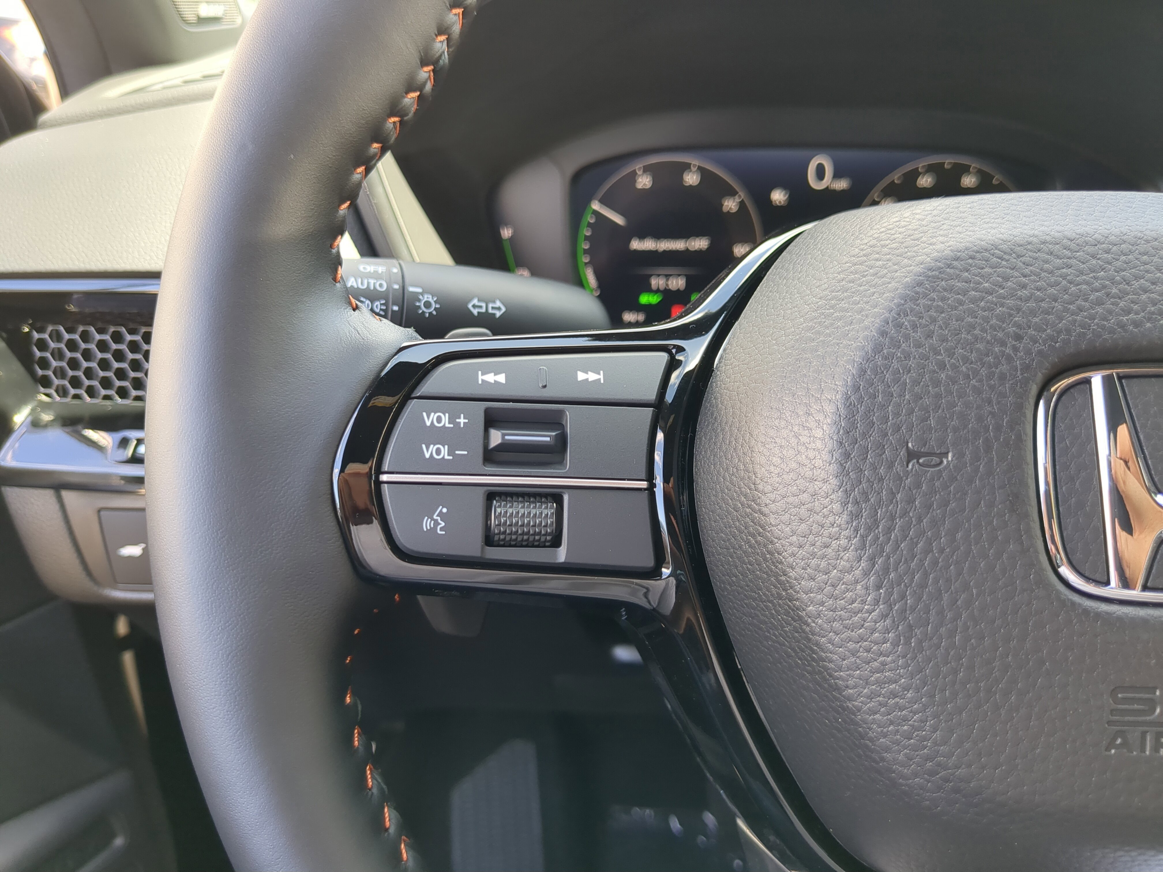 New 2026 Meteorite Gray Metallic Honda Sport Touring image 32