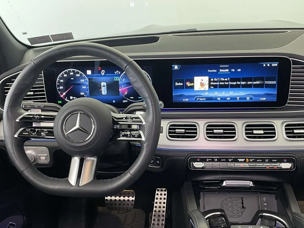 Used 2025 Black Mercedes-Benz GLS 580 image 23
