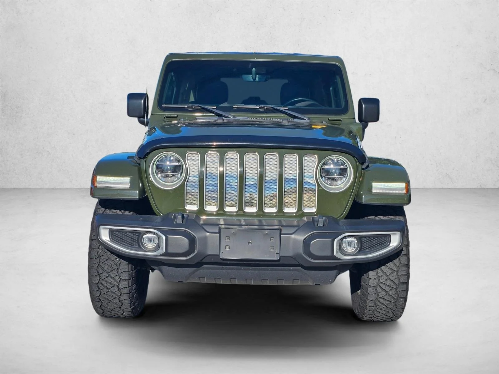 Used 2021 Sarge Green Clearcoat Jeep Unlimited Sahara image 2