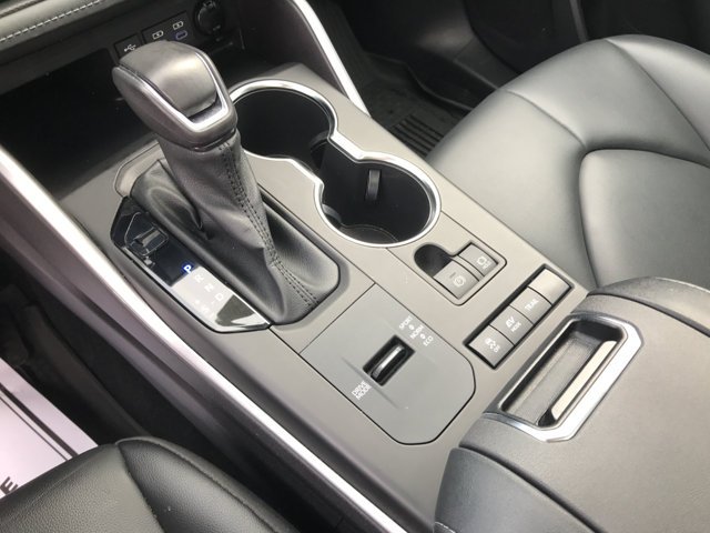 Used 2022 Celestial Silver Metallic Toyota Hybrid XLE image 24