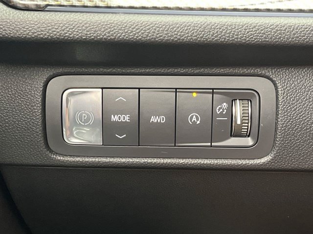 Used 2025 Mosaic Black Metallic Chevrolet AWD High Country image 18