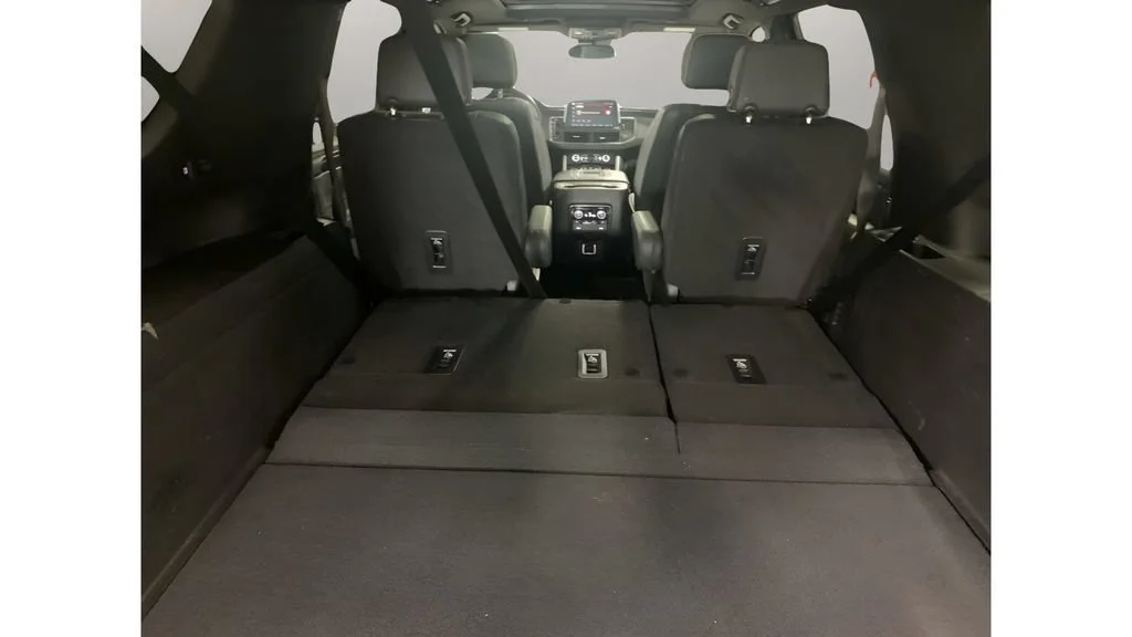 2023 GMC Yukon XL SLT - Photo 24