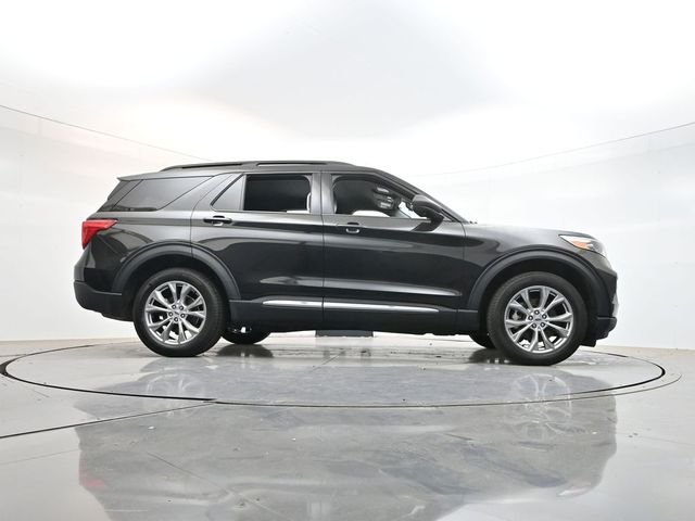 Used 2023 Black Metallic Ford XLT image 23