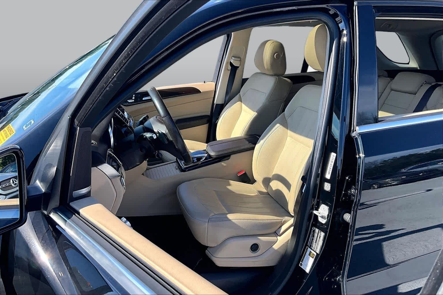 Used 2017 Black Mercedes-Benz GLE 350 image 8