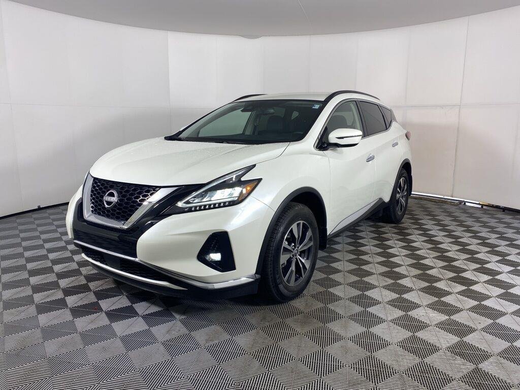 Used 2024 Pearl White Tricoat Nissan SV image 5