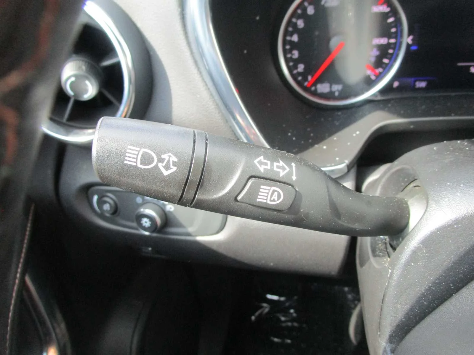 Certified Used 2022 Pewter Metallic Chevrolet Premier image 27
