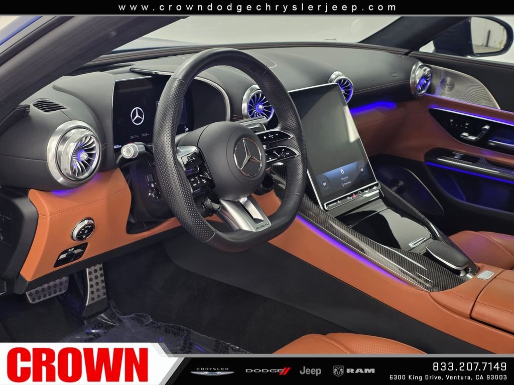 Used 2024  Mercedes-Benz Base image 18