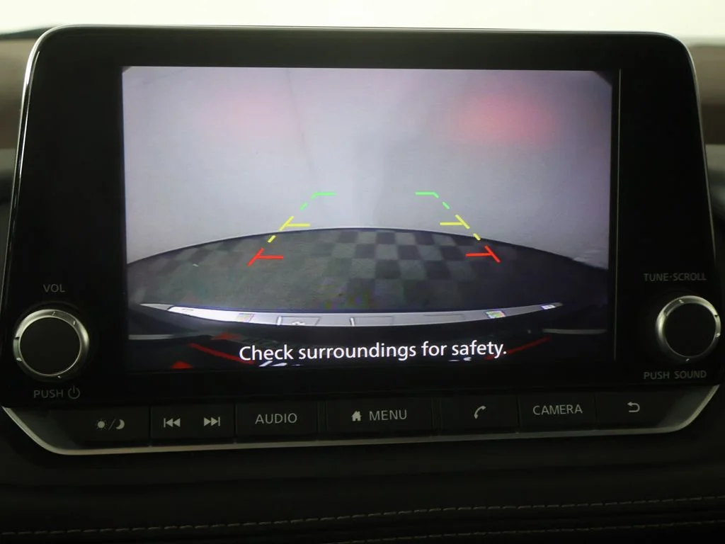 Used 2023 Black Nissan SV image 38