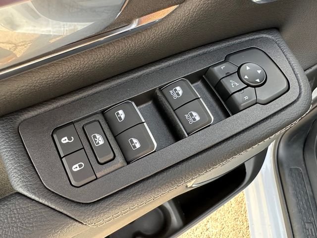 2026 RAM 1500 Laramie - Photo 29