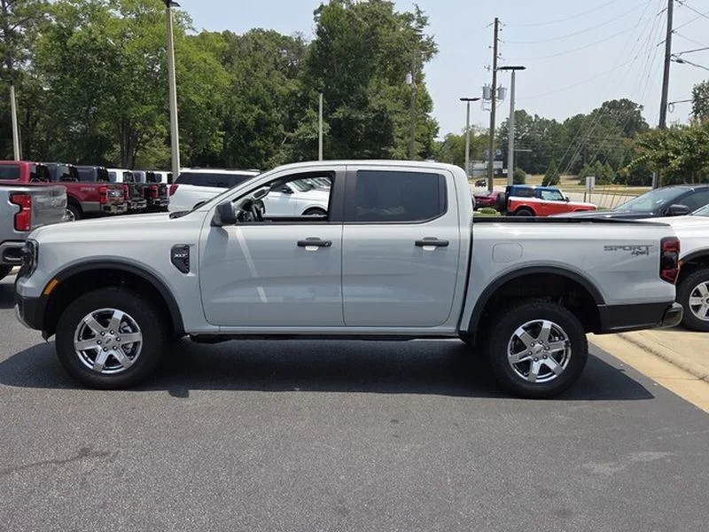 New 2026 Avalanche Ford XLT image 5