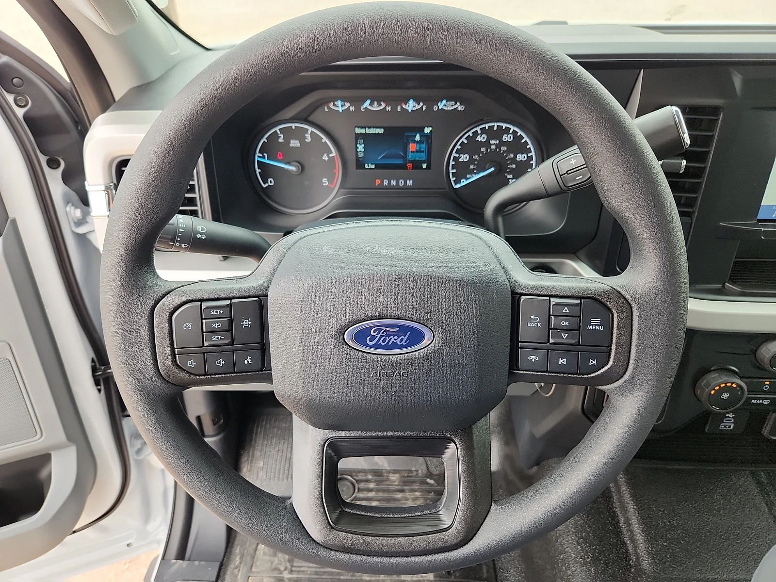 New 2026 Oxford White Ford XL image 21