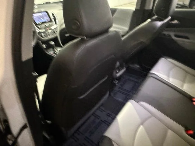 Used 2019 Pearl Chevrolet Premier image 28