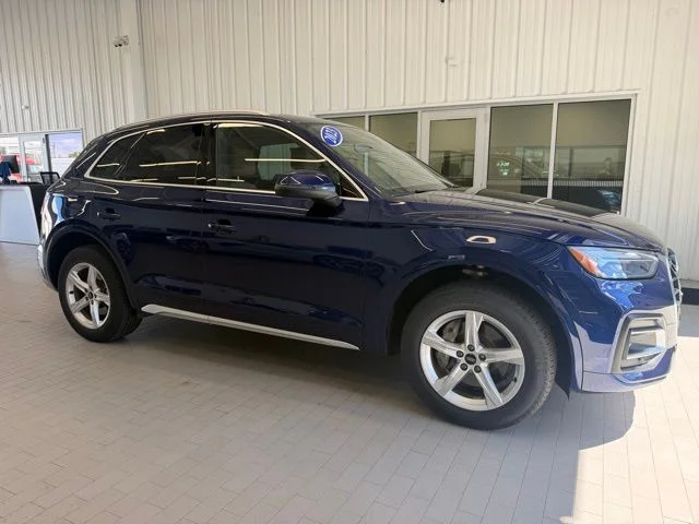 2023 Audi Q5 40 Premium's photo